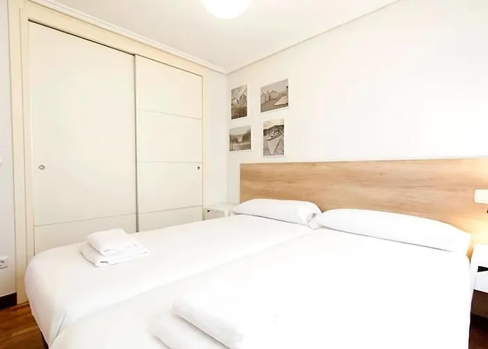 Apartment Junto A La Playa De Gros, Parking Opcional