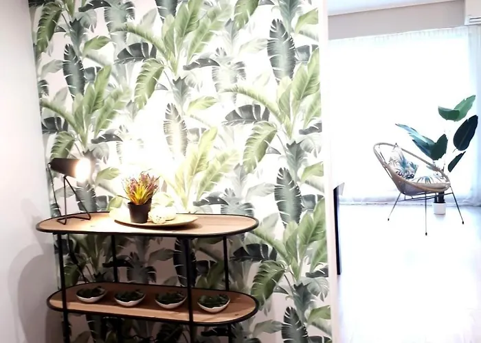 Junto A La Playa De Gros, Parking Opcional Apartment